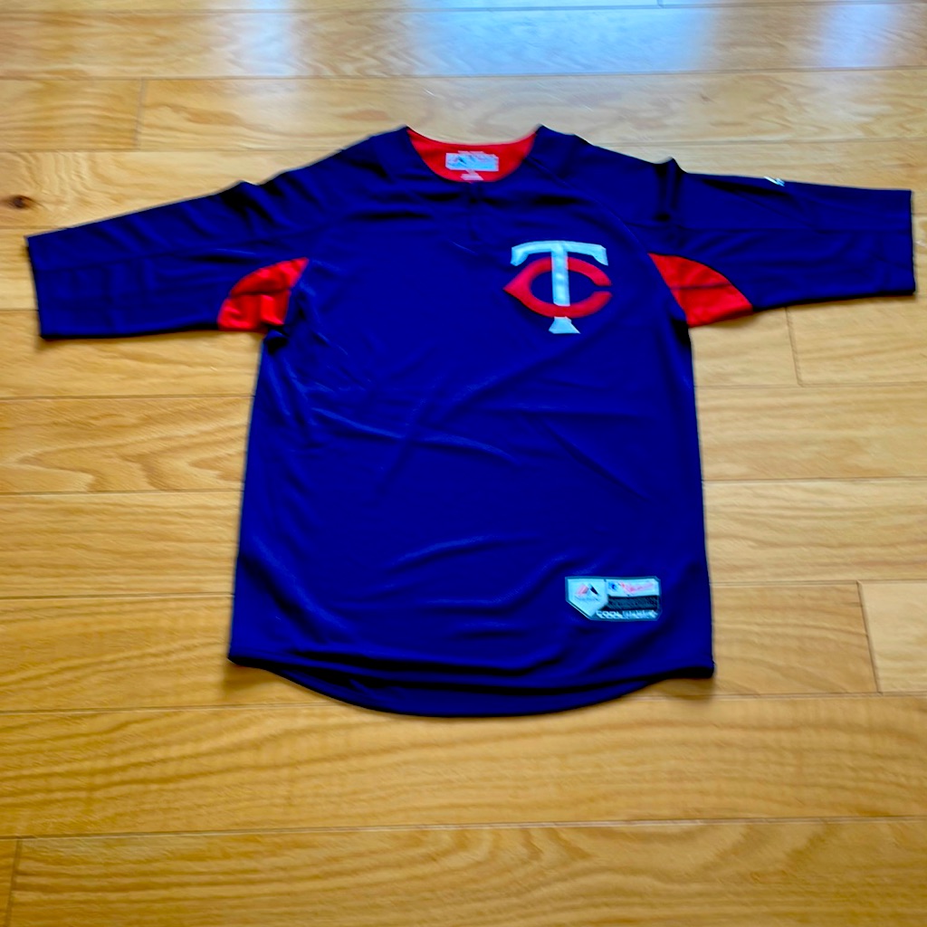 Authentic Mn Twins Baseball Practice Jersey Navy W Red NewNever Worn Authentic Mn Twins Baseball Practice Jersey Navy W Red NewNever Worn